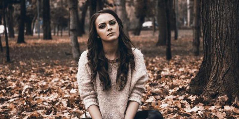 This depressed young woman is wondering how to fix her broken relationship.